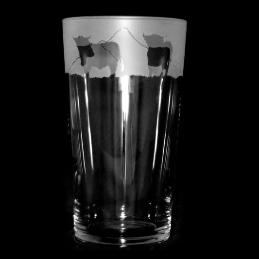 Highland Cow Etched Pint Glass