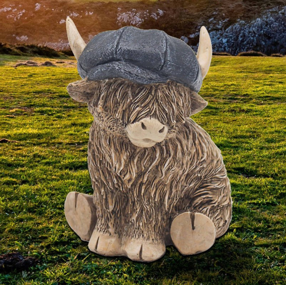 Highland Cow Ornament Wearing Flat Cap | Farmhouse Decoration