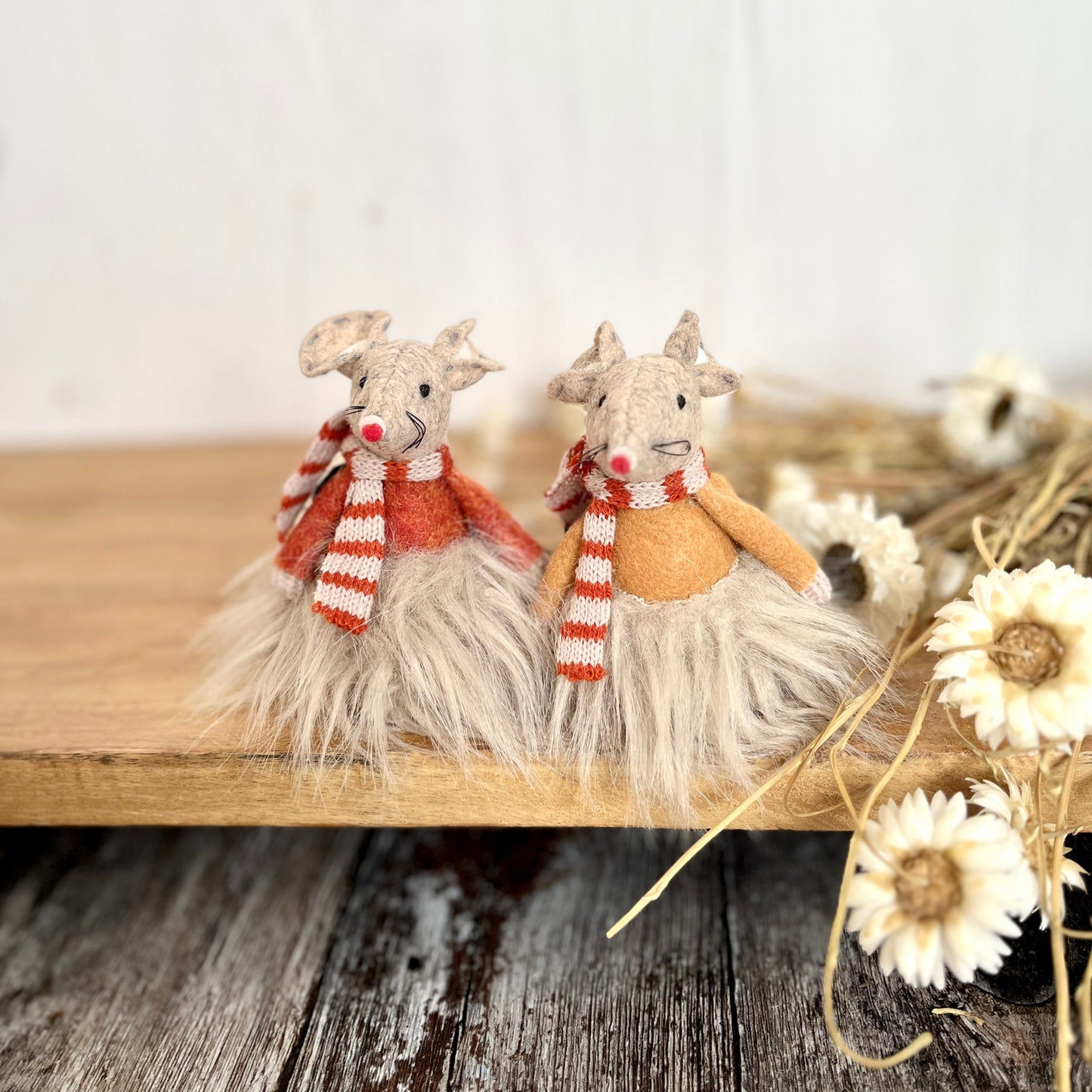 Spring Style Fluffy Felt Mouse Shelf Sitters