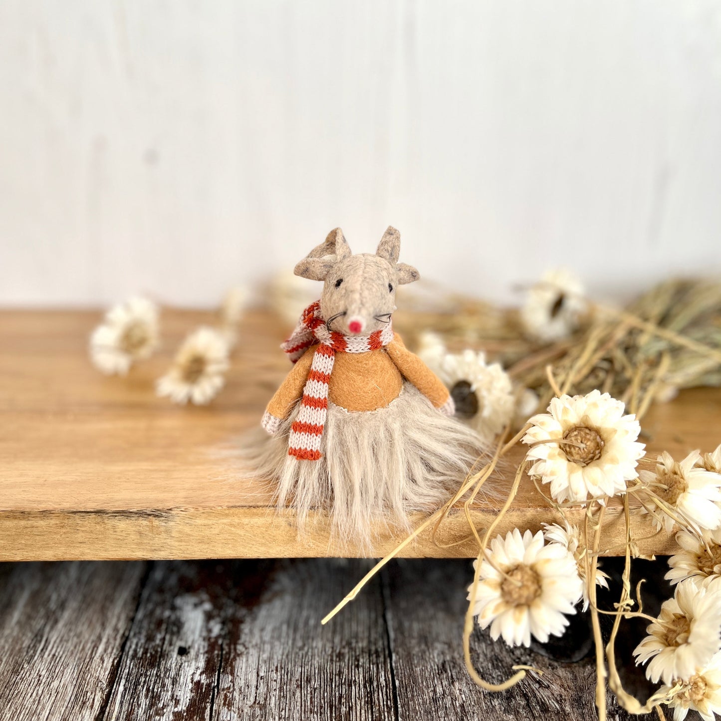 Spring Style Fluffy Felt Mouse Shelf Sitters