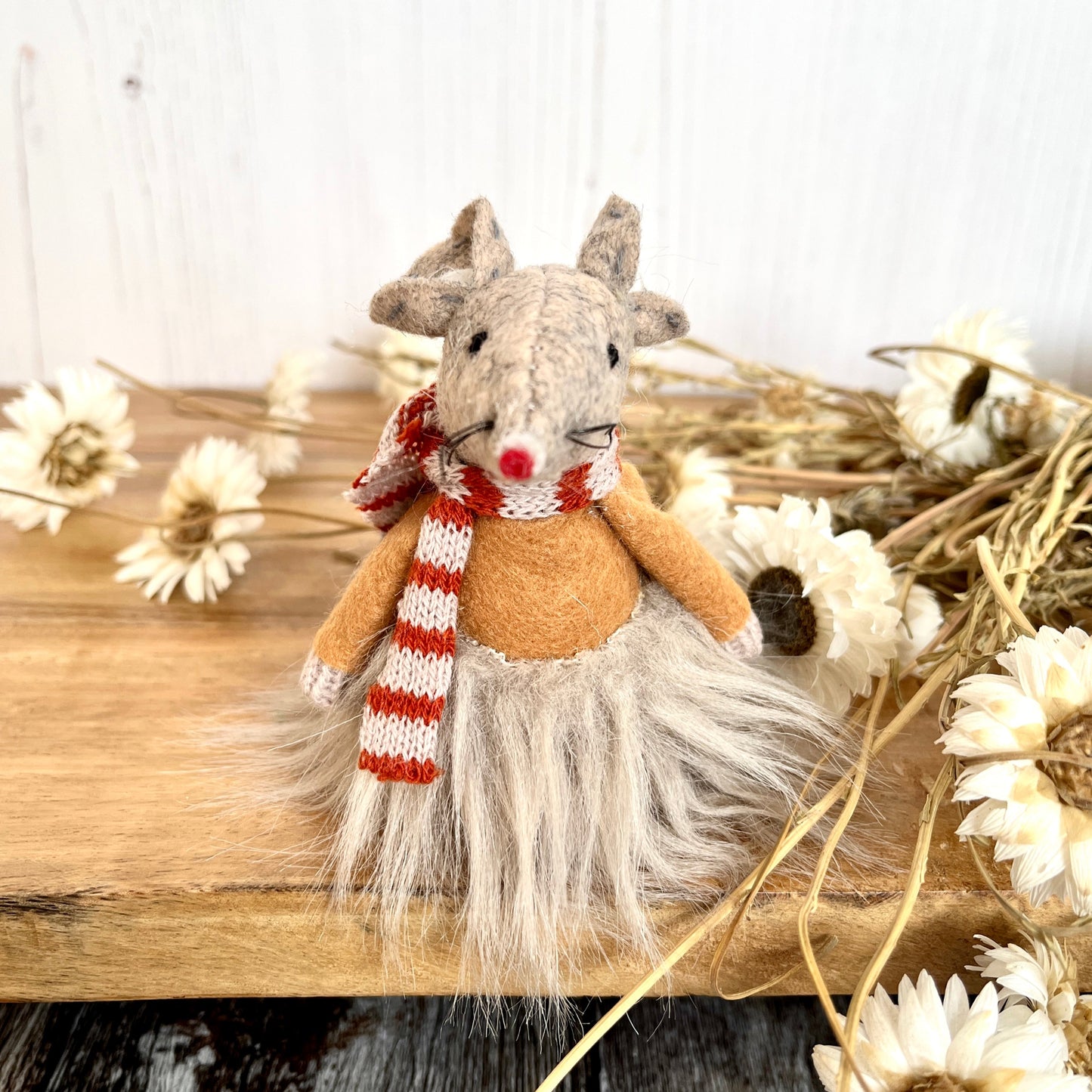 Spring Style Fluffy Felt Mouse Shelf Sitters