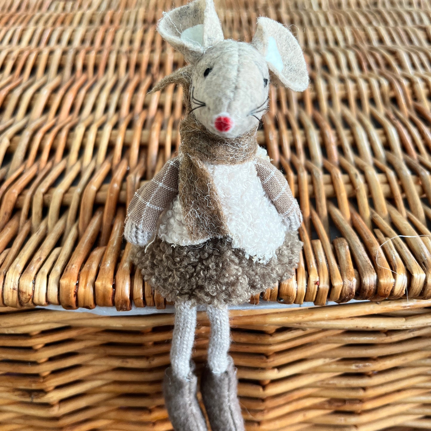 Beige Fabric Mouse Shelf Sitters