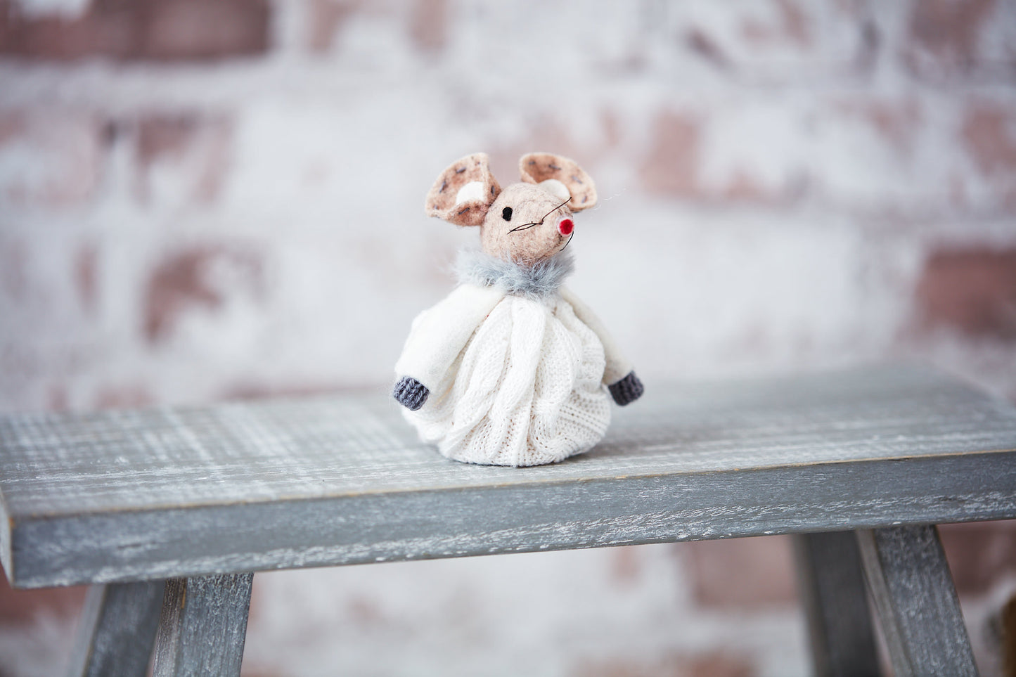Knitted Mouse Shelf Sitter Ornament