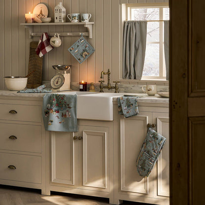 Traditional Christmas Scene Tea Towel