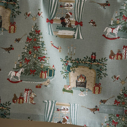 Traditional Christmas Pattern Tea Towel
