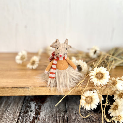 Spring Style Fluffy Felt Mouse Shelf Sitters