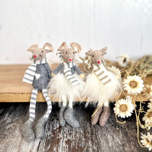Neutral Felt Dangly Leg Mice Shelf Sitter