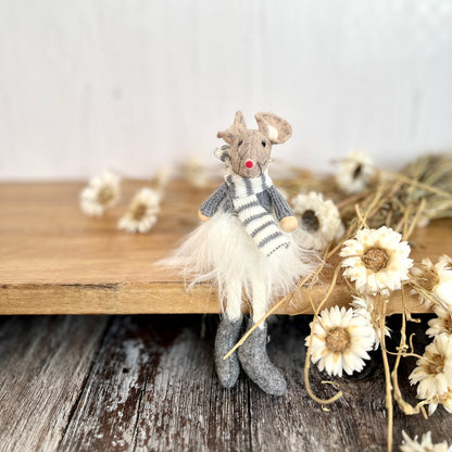 Neutral Felt Dangly Leg Mice Shelf Sitter