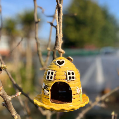 Yellow Beehive Shaped Ceramic Bird Feeder – Charming Garden Accessory for Bird Lovers