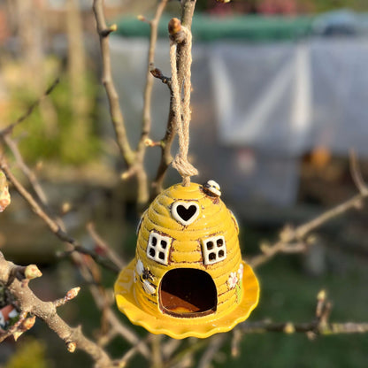 Yellow Beehive Shaped Ceramic Bird Feeder – Charming Garden Accessory for Bird Lovers