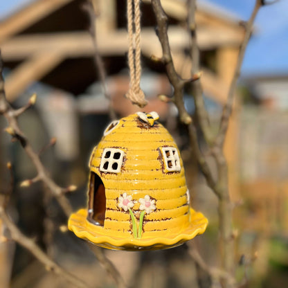 Yellow Beehive Shaped Ceramic Bird Feeder – Charming Garden Accessory for Bird Lovers