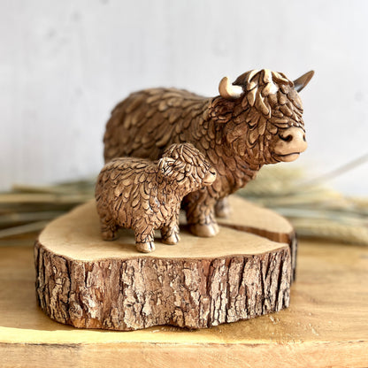 Mum & Baby Highland Cow Ornament