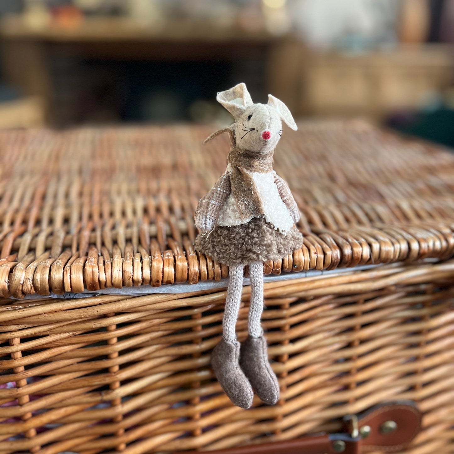 Beige Fabric Mouse Shelf Sitters