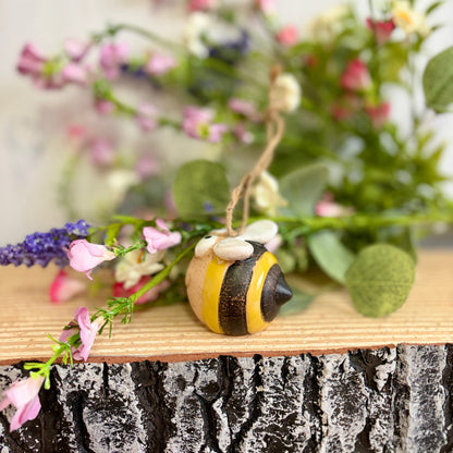Ceramic Bumble Bee Hanger