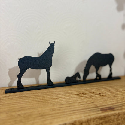Heavy Horse Family Silhouette Topper