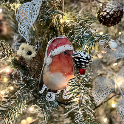 Robin Shape Metal Bauble Displayed on Tree
