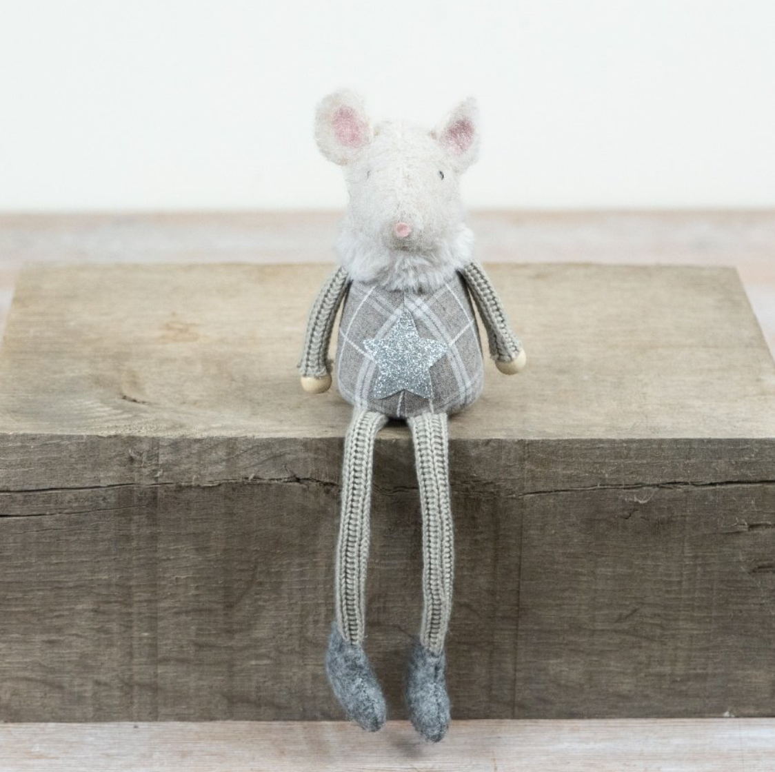 Festive Fabric Mouse Shelf Sitter